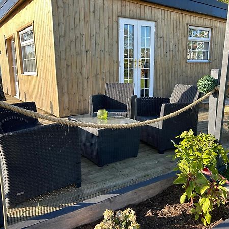 The Chalet By Hip Haus Humberston Екстериор снимка